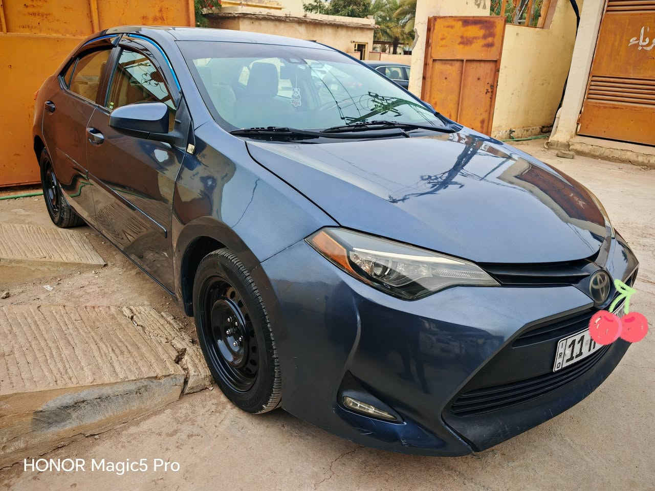 للبيع او مراوس بأحدث. 
٢٠١٨ حادث امامي فقط صبغ.
صور الحادث موجودة
ماشيه ١٢٠. رقم بغداد الجديد بأسمي.
سعر ١٢٥ وبيه مجال. مكاني واسط مزرعة الصويرة
قرب سيطرة اللج.


**إذا كنت صاحب هذا الإعلان وتريد حذفه لأي سبب، رجاءا أرسل رسالة إلى الدعم الفني**