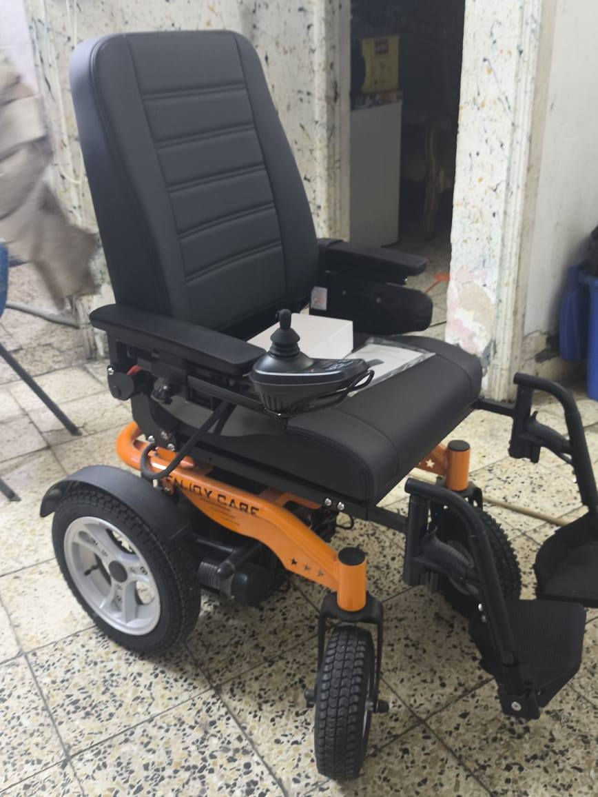 كرسي كهربائي جديد غير مستخدم للبيع السعر 650 و للاستفسار الاتصال على هذا الرقم ***********
