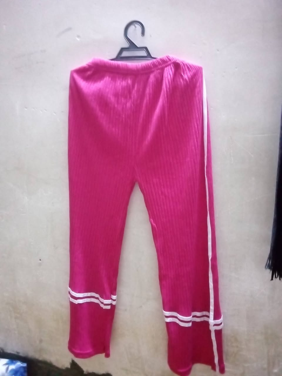 سلام عليكم تراك نسائي قياس 5XL للبيع جديد للاستفسار على الخاص او الاتصال على الرقم
***********
***********
