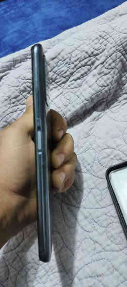 السلام عليكم موبايل للبيع 250 وفي مجال للطيبين مكاني سلمان باك***********
