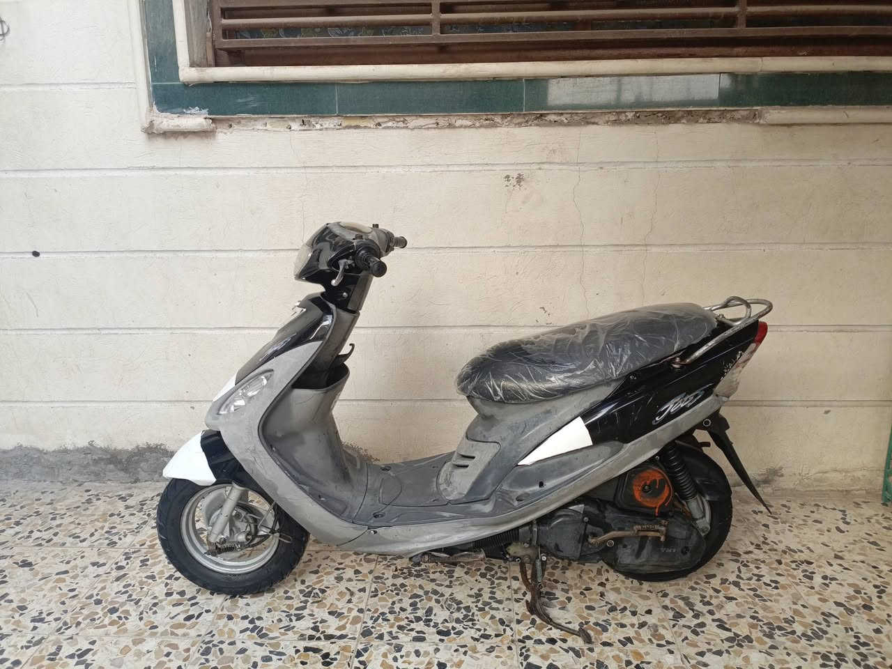 سلام عليكم دراجه ماكس منغولي كل بلاديه مكينه مامفتوحه كهربائية كله شغاله ختم واحد سعر 650وبيه مكان  ثوره تواصل ***********
