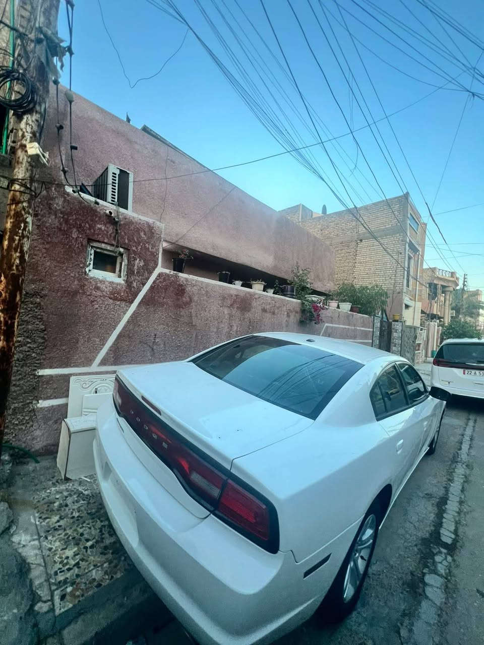 السلام عليكم جارجر12مكفولة من الكص وتبديل دخول جديد سيارة جديدة بعنة الكلمة 75وبيهة مجال حك الجية***********
