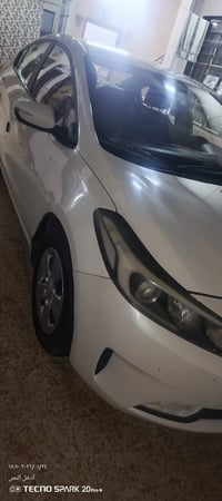 كيا سيراتو موديل 18 للبيع شرط كير ومحرك الاستفسار رقم الهاتف 075032637...