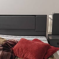 غرفة تركيا نظيفه مستعمله شي قليل السعر 300 الف.  07770123543 075121941...