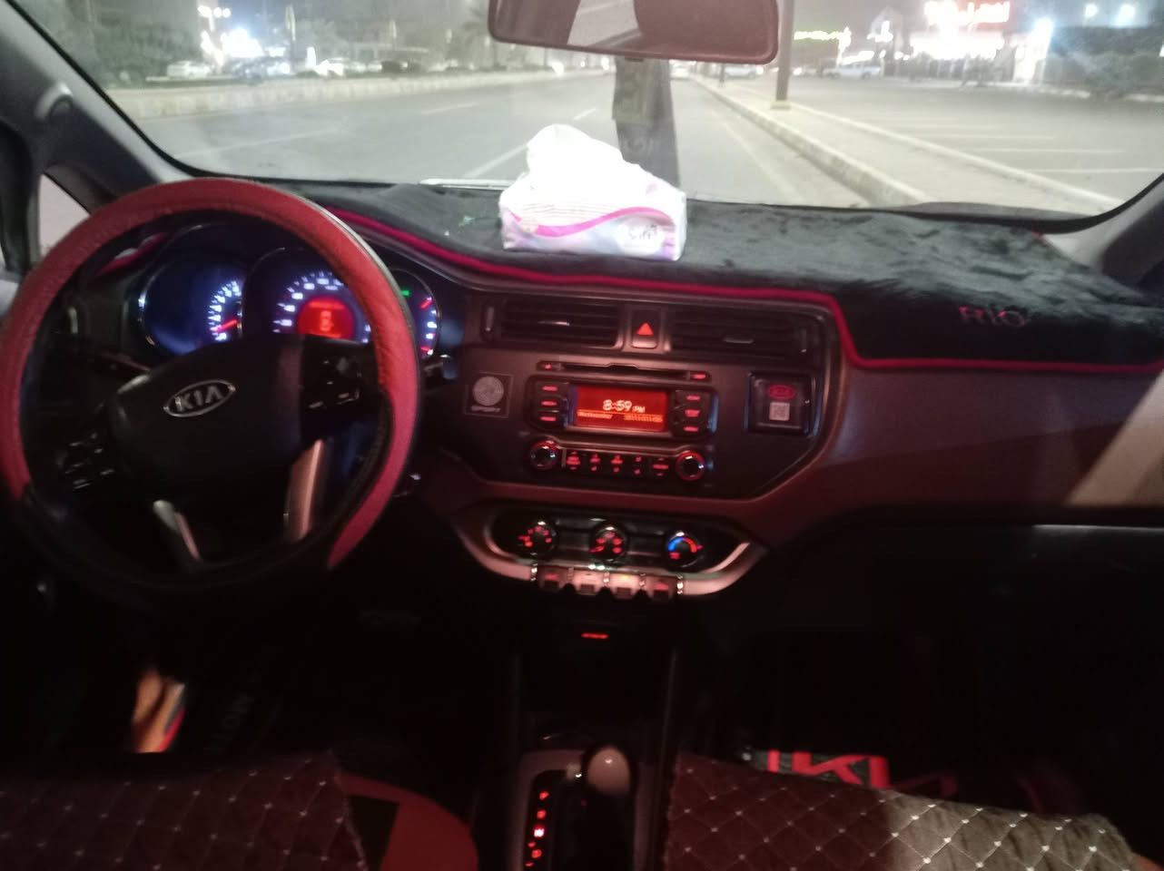 سلام عليكم كيا ريو ١٣خليجي بغداد للبيع عارضه ٨٣وبيه مجال مكان الانبار فلوجه اتصال ***********
