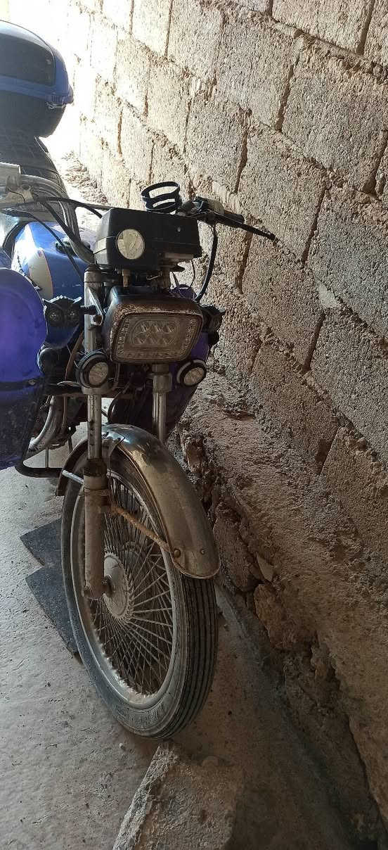 ماطور للبيع 2019
فول الفول شغال كامل 
السعر 280 وبي مجال 
***********
