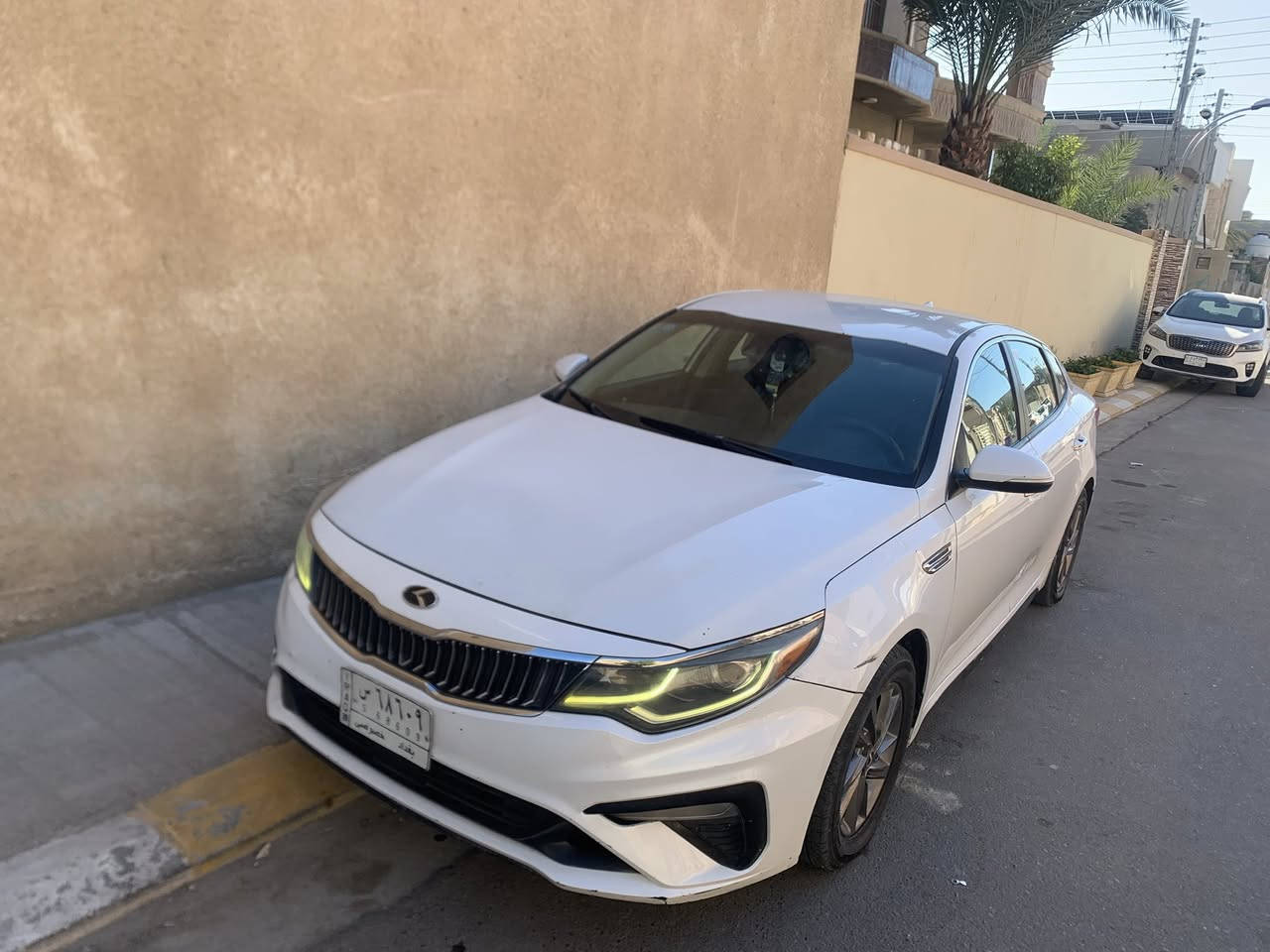 السلامً عليكم اوبتيما موديل ٢٠١٩ وراد امريكا رقم بغداد مشروع وديني اسمي حادثه  خارج بس دعاميه وخشم البنيد بيه الجاملغ الخلفي لايمن بيه شخط وصبغ الباب عكس السايق والجاملغ فقط رش صبغ بدون دواخل وبدون شاصي شرط المحرك والكير مكفولات والسياره مبرمجه عله البانزين العادي والمحسن مكان السياره الفلوجه اتصل عله الرقم ‭٠٧٨١ ٠٤٤ ٤٦٢٥‬
