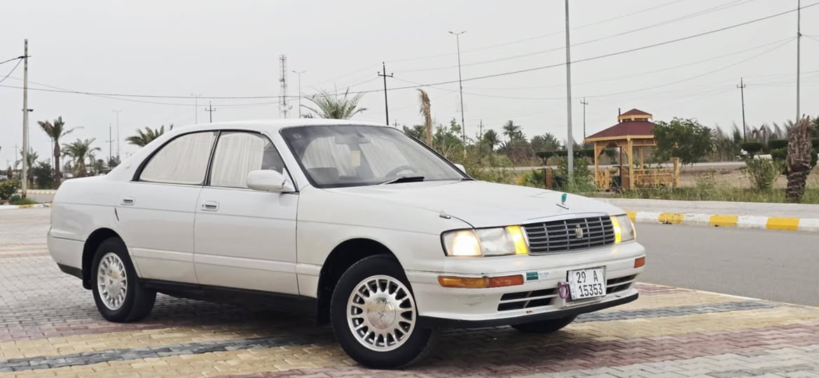 سلام عليكم 
تيوتا كراون 1991
رقم واسط نكليزي سنويه جديده 31 هزه جديدة 
مكفوله من الكص ونقل الجثه والضربه والكلبه والتجيه والصبغ 
تخم تاير 
صدر جديد 
مكينه 2500 ديلكو 
كير 
تبريد ثلج
تبريد ثلج
اكسل 
شاصي 
كهربائيات كلها شغاله 
غرفه جديدة 
كشن كهربائي 
سعرها 54 
كوت 
***********
