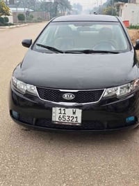 اخوان كيا سيراتو موديل 2012 خليجي بيها هلال خلفي صبغ فقط مكفوله من كلش...