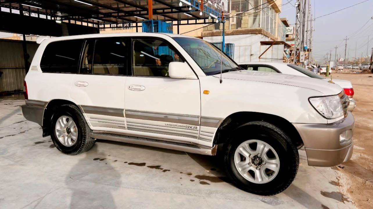 السلام عليكم لاندكروز مونيكا 2002 سياره احلى من الصوره تخم تاير ثلاث قطع تبريد اوتماتيك  بيه جاملغ صبغ سياره جديده السعر $180وبيه مجال 
للاستفسار

‭٠٧٨٦ ٧٧٦ ٥٤٩٤‬
