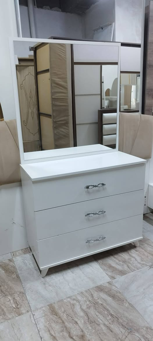 السلام عليكم  زبائنه الكرام👑معرض المصطفى لبيع غرف النوم 🔥التركي ومستعدين لشراء كافه الغرف النوم💯  المستعمله غرف نوم_تركي اخو الجديد 8قطع 💁‍♂️
مستعدون بتجهيز اثاث بيت كامل✨ وشراء  اثاث بيت كامل
 العنوان كركوك💥 القادسيه الثانيه شارع ابو وليد للاستفسار اتصال ع رقم /***********//***********
