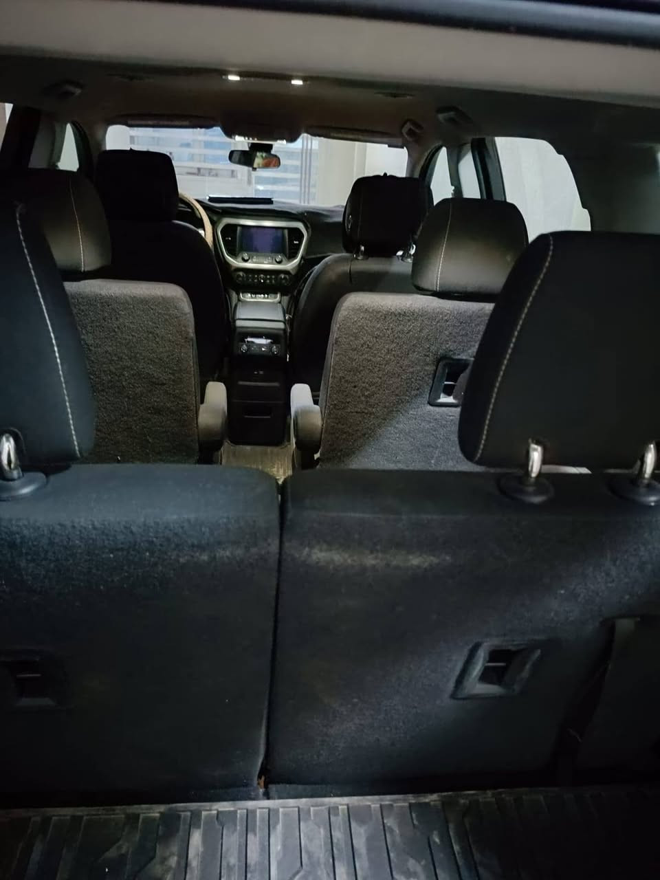 GMC اكاديا/ 2022 /SLE 
حادث بجم تبديل بنيد بنفس اللون دعاميه محدثه ترتيب بوليسي

                

موديل 2022 

رقم بغداد الماني 

مواصفات

-------------

محرك 4 سلندر تيربو 

فور ويل ؛ انماط قيادة متعددة 

لون الداخل  ( رصاصي غامق) 

7راكب تصميم الغرفه ملكي

تدفئة مقاعد امامية وخلفية 

حساسات امامية و خلفية 

 اشارات للمريا الجانبية 

رادار امامي وخلفي وجانبي وتنبية ماقبل الاصطدام امامي وخلفي وتوقف تلقائي امامي وخلفي

 قيادة ذاتية تفاعلية

حساس اجتياز 

تحديد مسار والمحافظة على الطريق

وضعيات قيادة ( سبورت ' اوف رود ' تو ويل 'فور ويل ' سحب مقطورة ' ثلجي) 

مانع انحدار  

شاشة وسطية ابل كار بلي واندرويد اوتو 

عدة سبير كتلوكات ارضيات كاملة ٫

مكان السياره النجف الاشرف

للاستفسار ***********
