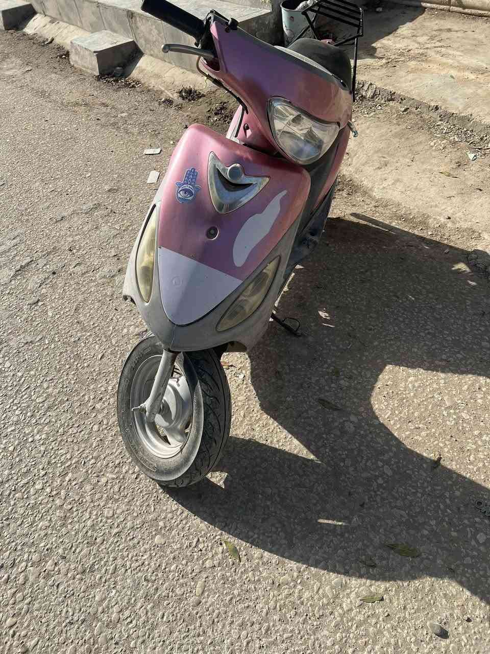 سلام عليكم 
ماكس منغولي للبيع ب350 وبيها مجال مكان حله شارع جمعيه 
رقم ***********
