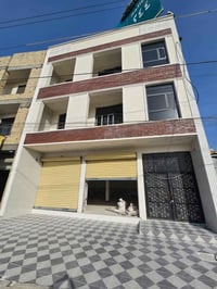 شقق للايجار عدد 5 شقق محلات عدد 2  البناء جديد فول  الدوره المهديه الث...