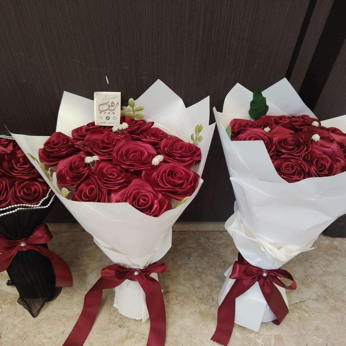 اطلب هديتك وأنت بمكانك 🦦، وإحنا نوصلها لك وين ما تريد 🚕🚕
كل هذا الجمال بس بـ ١٥  آلاف!

متوفر باقات صور حسب الطلب – 12 صورة، إضافة إلى أحدث الباقات:

🌹 باقات مكياج
🍫 باقات شكولاتة
💐 باقات ورد
🖼️ باقات صور
💵 باقات فلوس

كل شيء يعجبك نجهّزه إليك حسب طلبك.

طرق الدفع المتاحة:
💵 زين كاش
📦 مندوب
💳 بطاقة ماستر كارد

التوصيل لجميع المحافظات – 5 آلاف فقط.
للحجز والاستفسار يرجى مراسلة الصفحة:
@rhaf_mohmd


**إذا كنت صاحب هذا الإعلان وتريد حذفه لأي سبب، رجاءا أرسل رسالة إلى الدعم الفني**