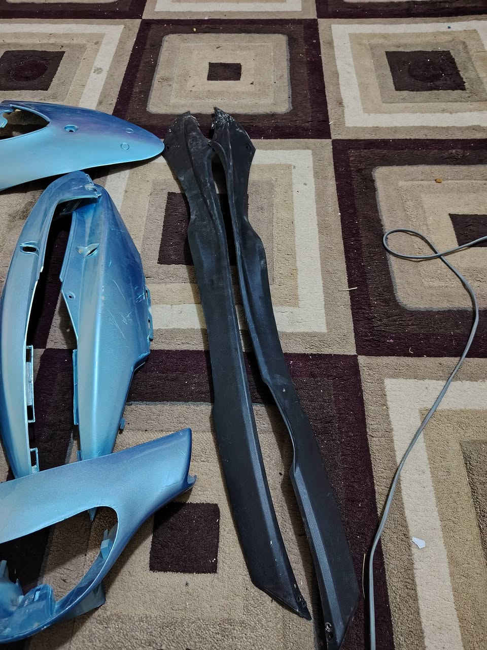 سلام عليكم ترايش ماكس عدله منغولي اهم يشتغل السعر 15 الف.... كفر منغولي نقص بي بس جاملغ تجاري الكفر السعر 20 الف درع يحافض عنك من الدعمه من الكلبه لاسامح الله السعر 50 الف جاملغ جيتي ار السعر 10 الف اصلي سيبايه بوليس السعر 10 كابريتر اصلي تفصيخ حاويه السعر 20 الف مكاني بغداد مدينه الصدر شارع الفلاح... ***********
