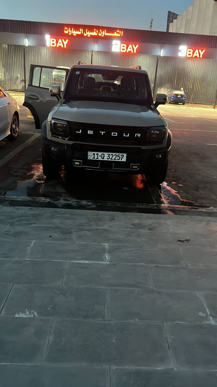 السلام عليكم
جيتور T2  للبيع 2025
ماشيه 35 الف رقم بغداد باسمي
بيها رصعات 2  خفيفه جدا موضحات بالصور
وكالة هارلم
المواصفات🚘
بانوراما
حساسات امامي خلفي
كامرات 560
داخل زيتوني
 تبريد كشنات
تبريد قطعتين
شاشه كبيرة
ثلاجه 
بصمات 2
منفد type c عدد 2 ومنفذ usb عدد 2
 كافة السيارة مصابيح LED
ناقل الحركة 7
شحن وايرليس 
اوامر وتحكمات صوتية
مثبت سرعه
محرك 2000 تيربو اقتصادية
نظام مراقبة ضغط الاطارات
بعدها بضمان 10 سنوات هارلم
السعر 37 مليون وبيها مجال بسيط  
للاستفسار *********** (واتساب+اتصال هاتف) غير متواجد فيس
مكان السيارة بغداد حي اور
