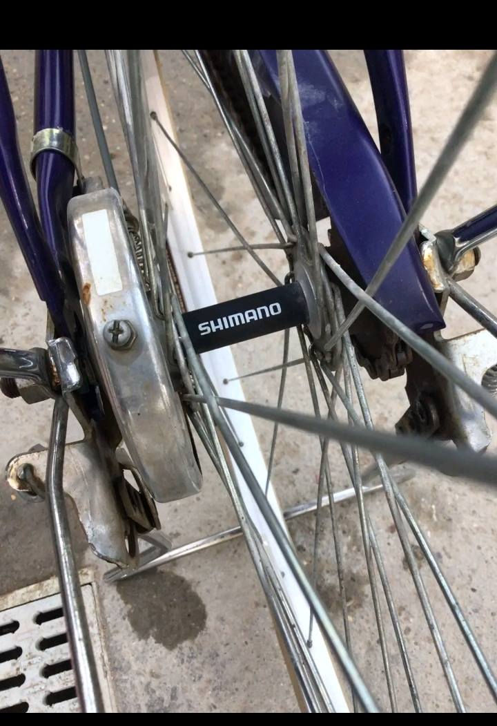 سلام عليكم بايسكل بطه ياباني  للبيع بايسكل كامل أمكمل مابي اي نقص بريكات امامي خلفي شغال قفل خلفي تأيرات جدد حجم17 مكينه شيمانو سعره 100 وبي مجال للطيبين مكاني بغداد الزعفرانية يم شارع المعهد موجود فيس واتساب *********** للاستفسار
