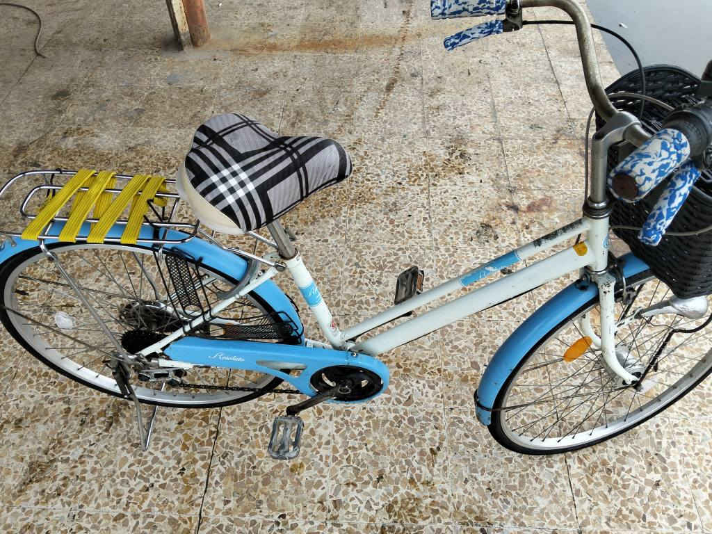 بايسكل عبدالحليم
26كير وحساس 
بايسكل جاهز كلشي مايعوزه 
السعر 75
***********
***********
