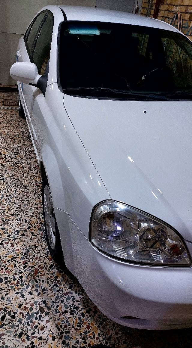 اوبترا موديل ٢٠١١ شركة عامة ماشية ١٦٨ 
كير . محرك . تبريد . حداديه .كهربائات كلها بحالة جيدة جدا . السيارة على وضع الشركة. 
فقط جاملغ خلفي صبغ والسونار مع الصور السعر ٧٨ مع المجال قليل .
للتواصل *********** دهل اوران, واسط
