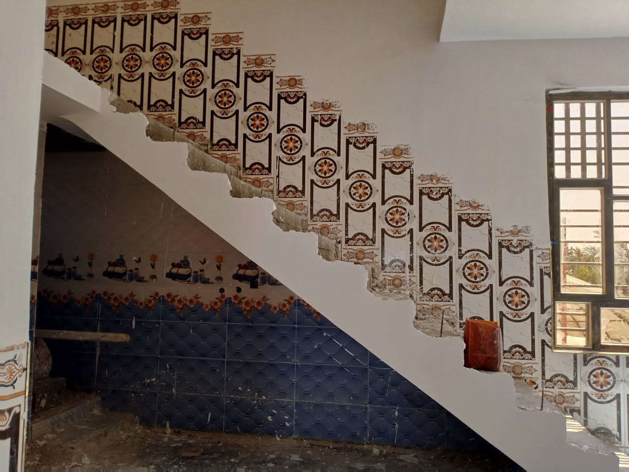 كادر لبخ جص وبورك لبخ سمنت ناعم خشن طلس واجهيات تطعيم تقطيع ترايش وعمل كافه واجهيات بادارة بارق الكرغولي
رقم الهاتف ***********
مراسله صفحه 
او واتساب 
ملاحضه شغل داخل بغداد فقط
