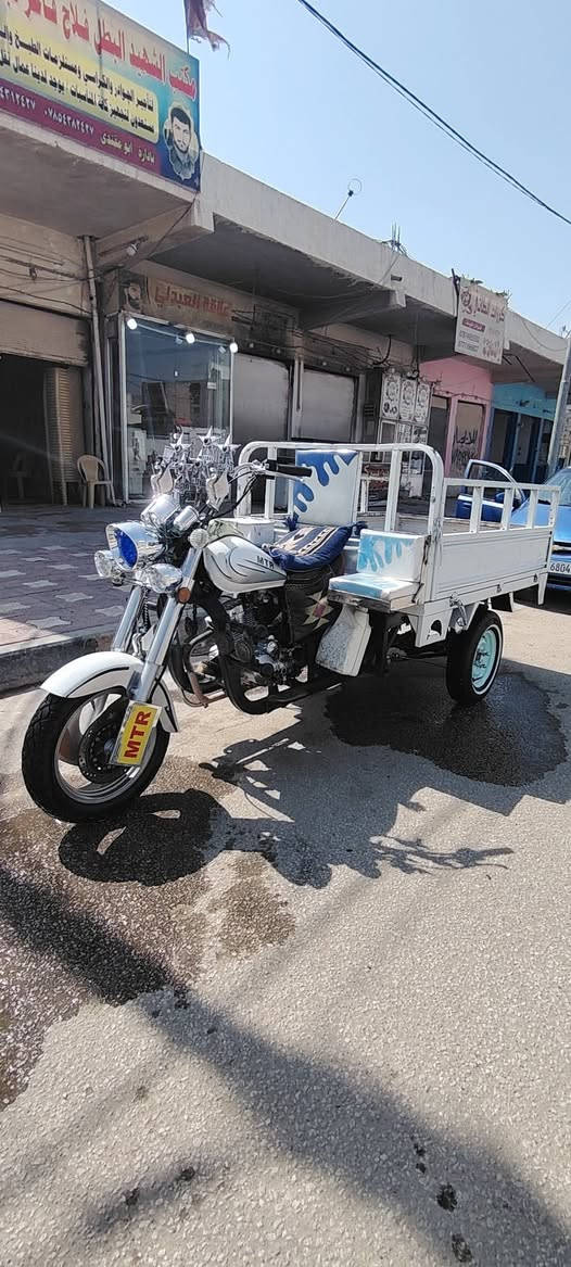 سلام عليكم للبيع ستوته مديل 2009 تعمير كله 26 رقم ابيض نكليزي بسمي مداور ثاني يوم تريده كامله تريده فارغه حسب التفاق كامله ب3 ملاين تريده فارغه 2700
***********
