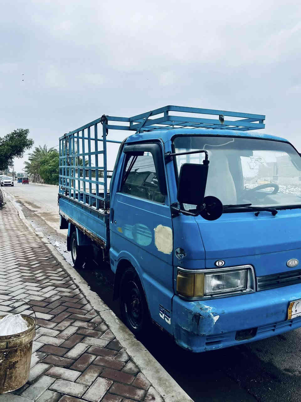 سلام عليكم كيا بنكو موديل1995سيارة بسمي رقم بغداد سيارة بلاديه ما مصبوغة كير ومحرك نضيف رقم الشاصي موجود
للتواصل ***********
