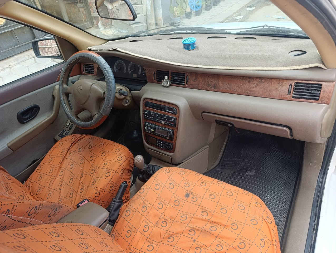 السلام عليكم سمند للبيع مديل  ٢٠١١ بسمي
السياره كير فرنسي مكينه تبريد خير من الله السياره غير مكفوله بيه صفحه السعر ٣٢ بيه مجال مكاني نجف   ***********
