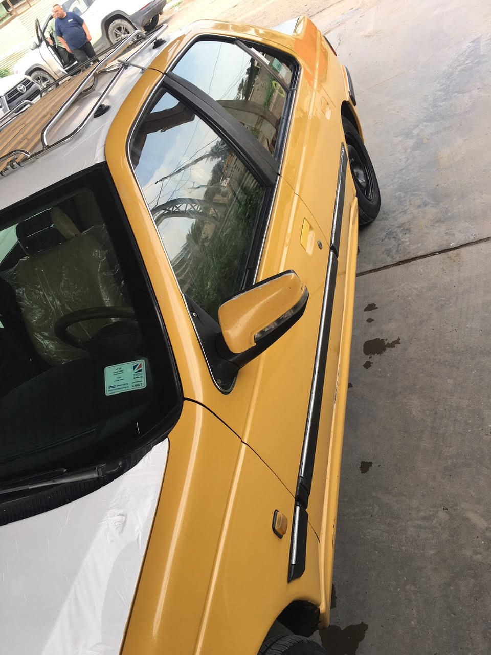 سلام عليكم بيجو بارص 2015سيارة نضيفة مابيها أي نقص فقط بس بطاين ألبيبان تعبانة كير محرك خير من اللة ألسيارة بلحقية أحلة من الصور مكلف بلنشر ألمكان بغداد ألمحمودية السعر 52وبيها مجال لشراي 
اتواصل***********
