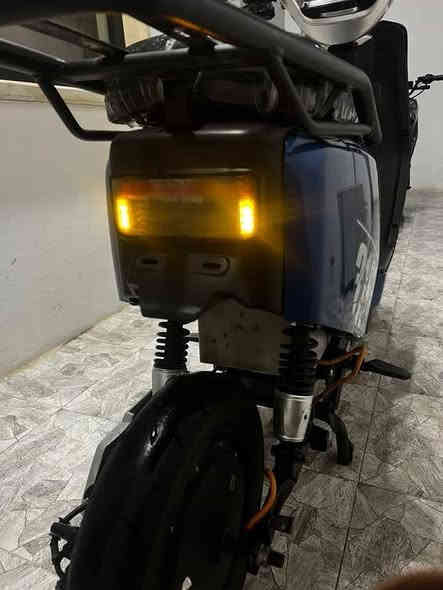 السلام عليكم ماطور شحن البيع أو مراوسه نضيف.  مايعوز شي غير الطفاريه الخلف ماطور نضيف دبل اشاير. اشاير  نضام ار.   نضام P.   كلول  شغال مايعوز شي  رقمي (***********) موصل مزارع زيونه قرب المرور سعرو (500) وبي مجال ماطور جديد قليل متواجد عل خاص مو شراي لا تتعبني يرحم اهلك
