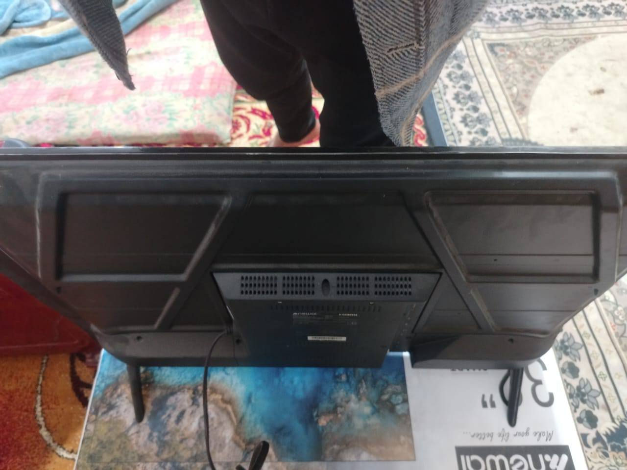 سلام عليكم شاشه لبيع حجم 32 سمارت تشتغل عل نت   مكان ناصريه السكان الصناعي السعر 190 وبيه مجال  وتساب  ***********
