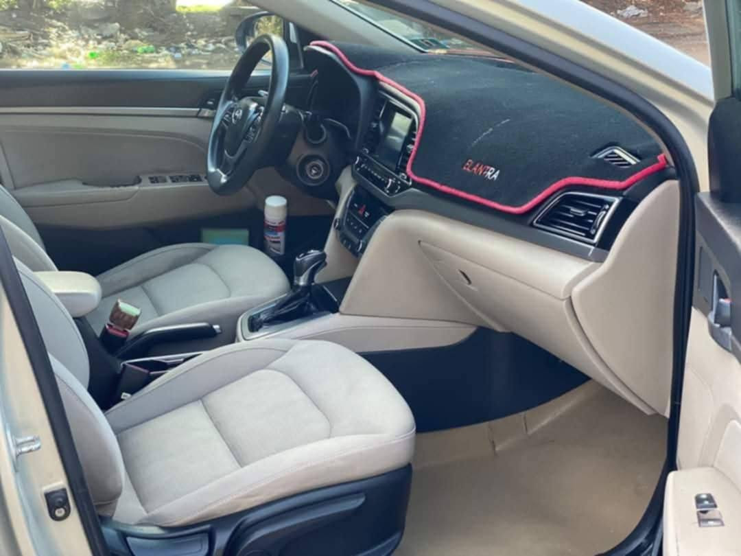 للبيع الانترا 2017 وارد امريكي حادث بنيد فقط مكفول رقم قادسيه تحويل مباشر سنويه جديده السياره جاهزه من كلشي السعر 125 وبيها مجال مكاني ديوانية للا ستفسار ***********
