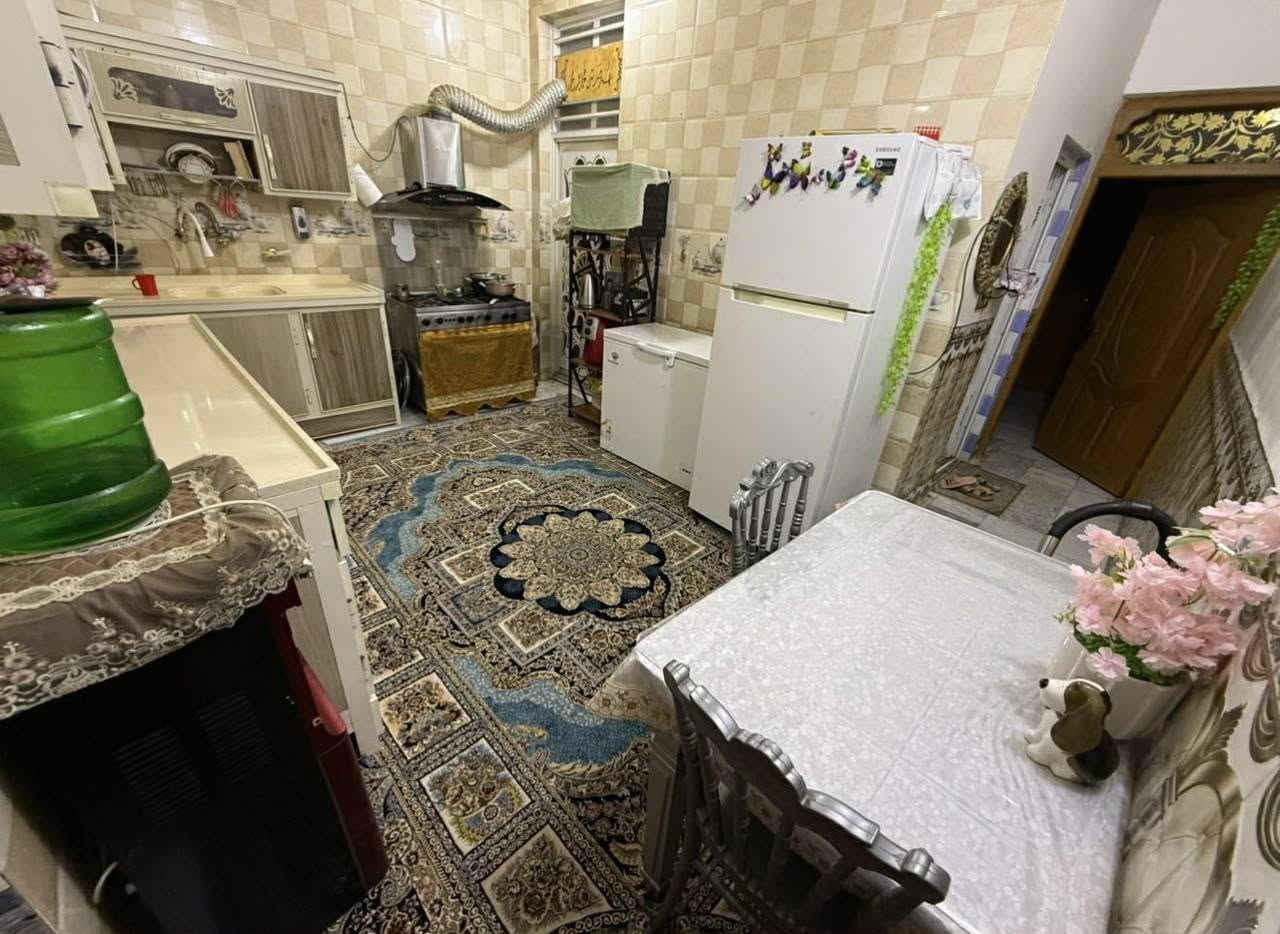 ‏‎‏‎دار للبيع في النجف الاشرف
حي السلام
مساحه الدار  ١٠٠ م  
شارع ١٠ + ساحه موقع مميز
طابق واحد نظيف جداً
السعر مناسب

‏‎  للاستفسار مراجعة مكتب العطاء للوساطه العقاريه في حي الجامعه شارع ابو حكمت مجاور باقر مول 
او الاتصال 
‏‎*********** (يتوفر واتساب)
