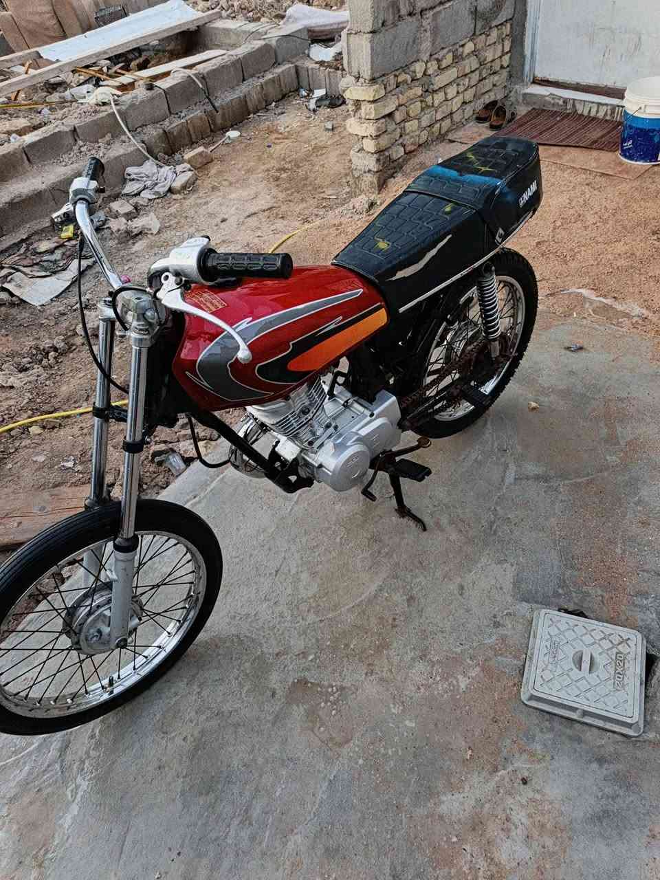 سلام عليكم دراجه نامه اصلي للبيع
مكينه مامفتوحه مديل 2024 
العنوان بصره ابو الخصيب حمدان ***********
