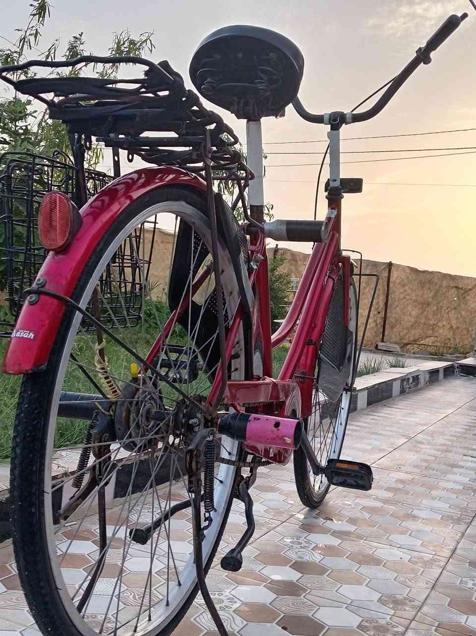 سلام عليكم بايسكل لبيع حجم 26 سعر ب120 وبيه مجال مكان لشطره


**إذا كنت صاحب هذا الإعلان وتريد حذفه لأي سبب، رجاءا أرسل رسالة إلى الدعم الفني**
