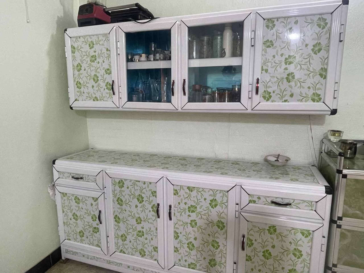 كاونتر حطاطة المنيوم سعودي. نضيف بدون سنك السعر 250بي مجال
العنوان حي العسكري ***********
