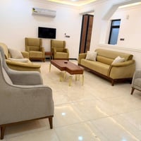 شقق مجهزة للأيجار بموقع مميز في الكرادة 07755598138