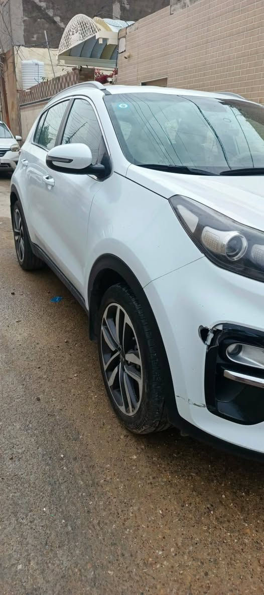 سبورتنج ٢٠٢٠ خليجي محرك ٢٠٠ شاشه كاميرا حساس امامي خلفي رقم بغداد باسمي ماشيه ١٥٥ الف كيلو بيه شبر بارد باب خلفي جاهزه من كل النواحي مكاني كربلاء السعر ٢٠٠ للاتصال ***********
