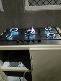 طباخ كاونتر • قداحة كهربائية • شغال بالغاز