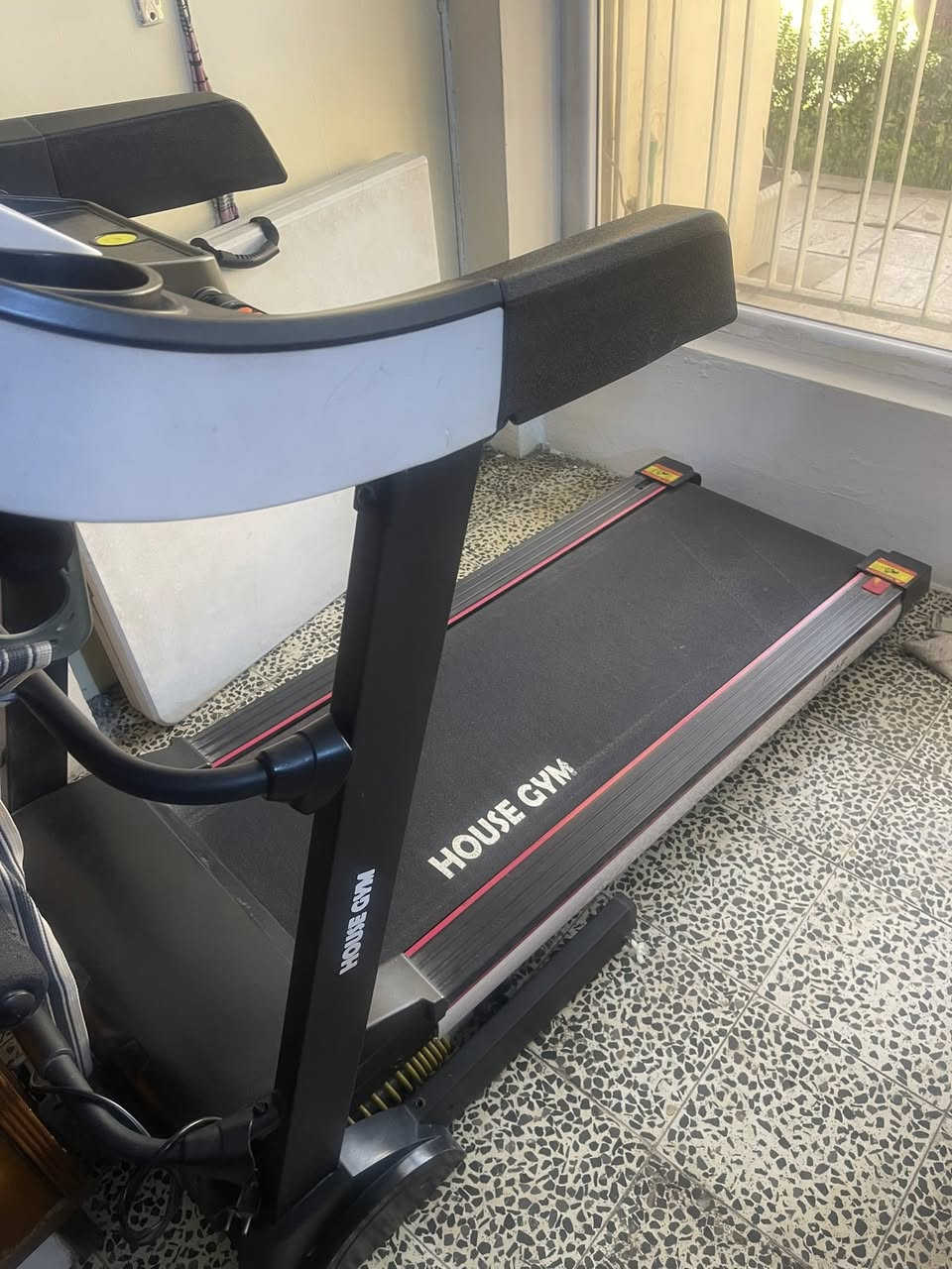 جهاز ركض 150 كيلو نظيف جداًالسعر 300في بغداد***********
