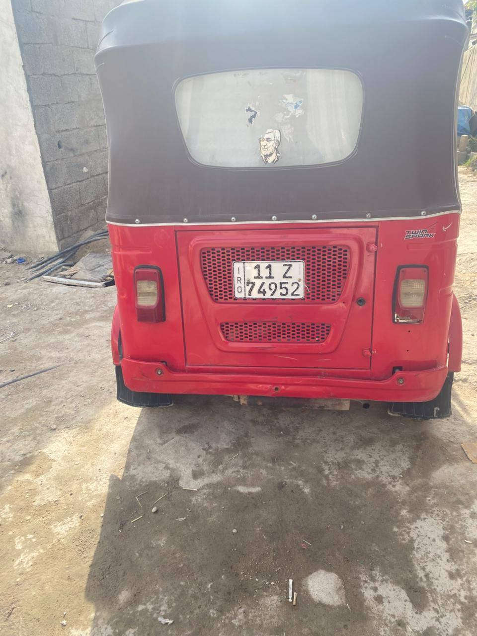 سلام عليكم تيك توك موديل 21 مصبوغه عام ***********
