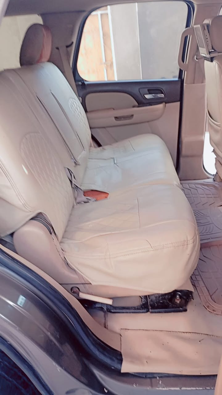 تاهو مديل 2011
لون جوزي غير محدد
سعر السيارة ب215
البصرة قضاء المدينة 
للاستفسار ***********
