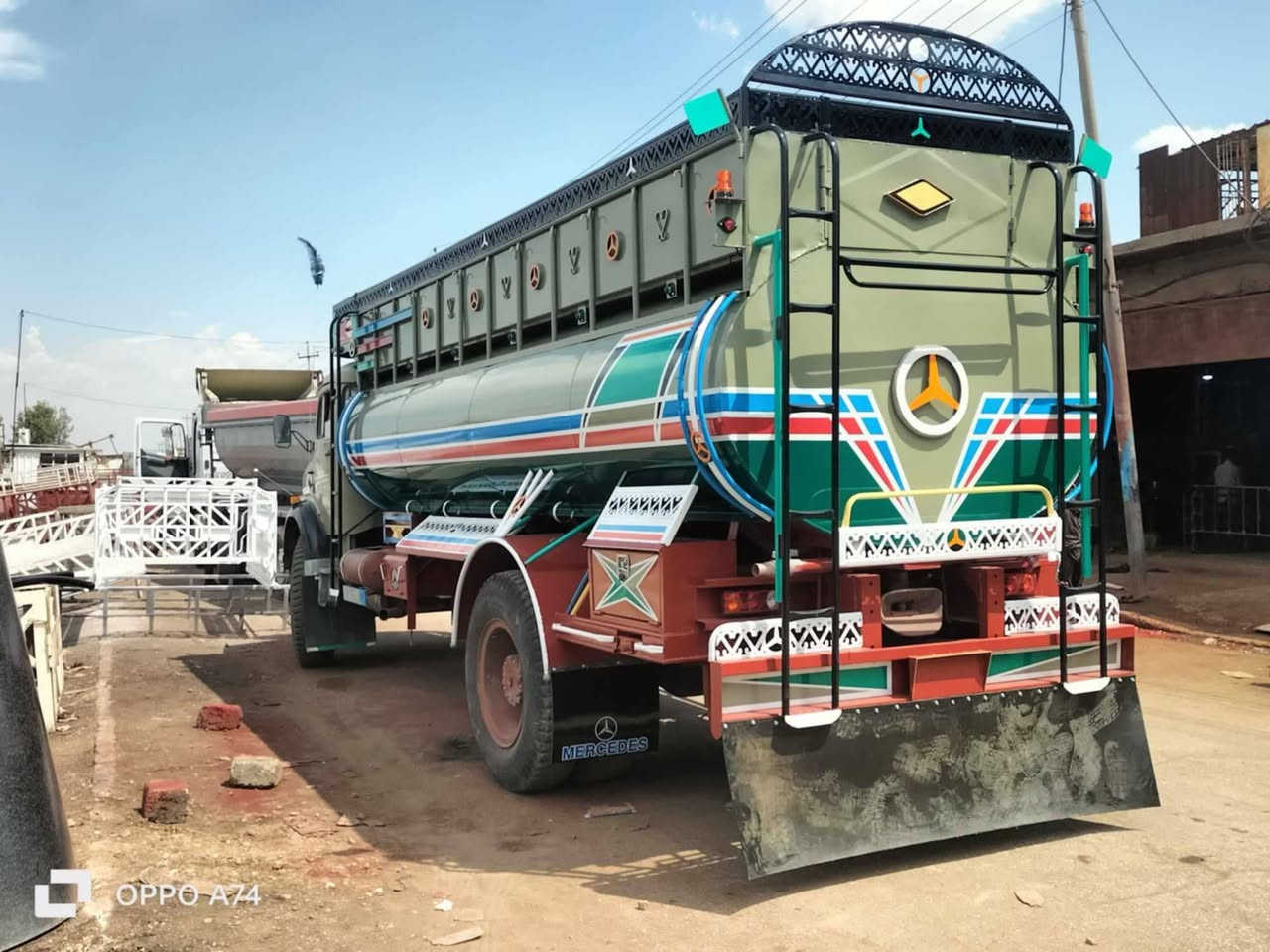 حدادة وعد الجبوري موصل صناعة وادي أعگاب لعمل كافة التانكيات والخزانات والمقاطير والعرباين الزراعيه 
***********
***********
