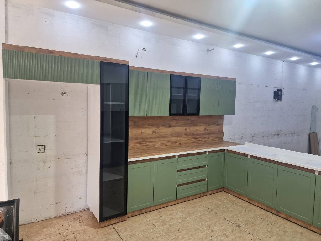 سێتی کەوانتەری تورکی باڵۆن پریس 
هیچ بەکار نەهاتوە  
قیاسی درێژی کەوانتەر 4 مەتر
دڕێژی سنگکەی 2/60 مەترە
ناونیشان /سلێمانی /کانیسپیکە/خوارمزگەتی تەبای
📲***********
واتسئەپ و ڤایبەریان لەسەرە 
گەیاندن هەیە بۆ تەواوی عێراق🚚🚚🚚 السليمانية, العراق
