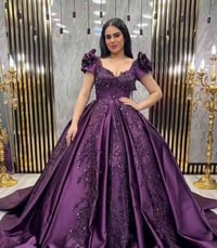 سنتر تولاي • عروسات • مكياج وتسريحات