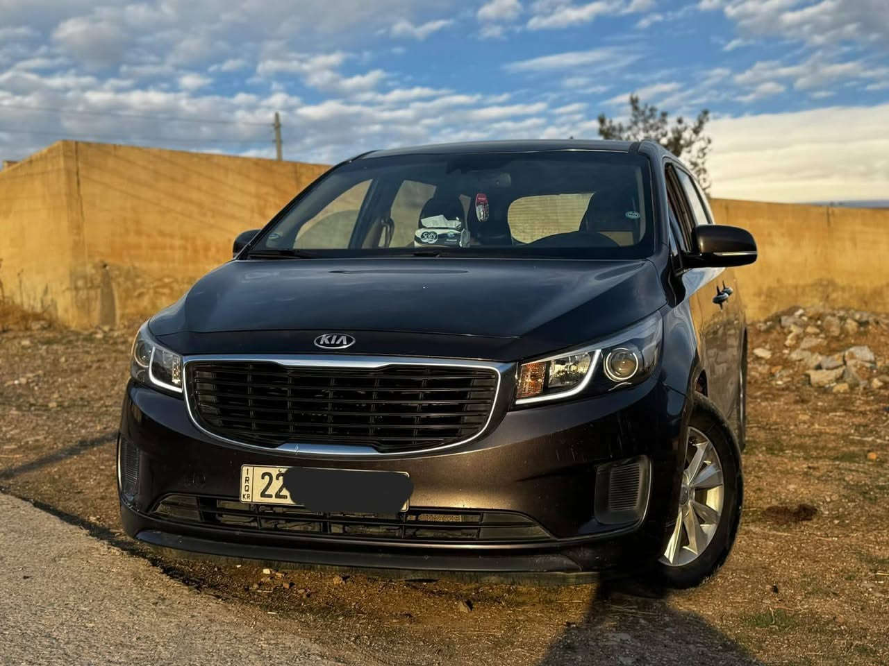 السلام عليكم
كيا كرنفال 2016    للبيع مواصفات  LX معروفة الموصفات مالتها 
ماشية 216 الف   كيلو متر 
سعرها  170  $  ورقة وبيها مجال
گير ومكينة وكهربائيات ضمان شرط ترايك وين ميعجبك  رقم اربيل رقم جديد  شرط التحويل والغرامة
للاتصال ***********
