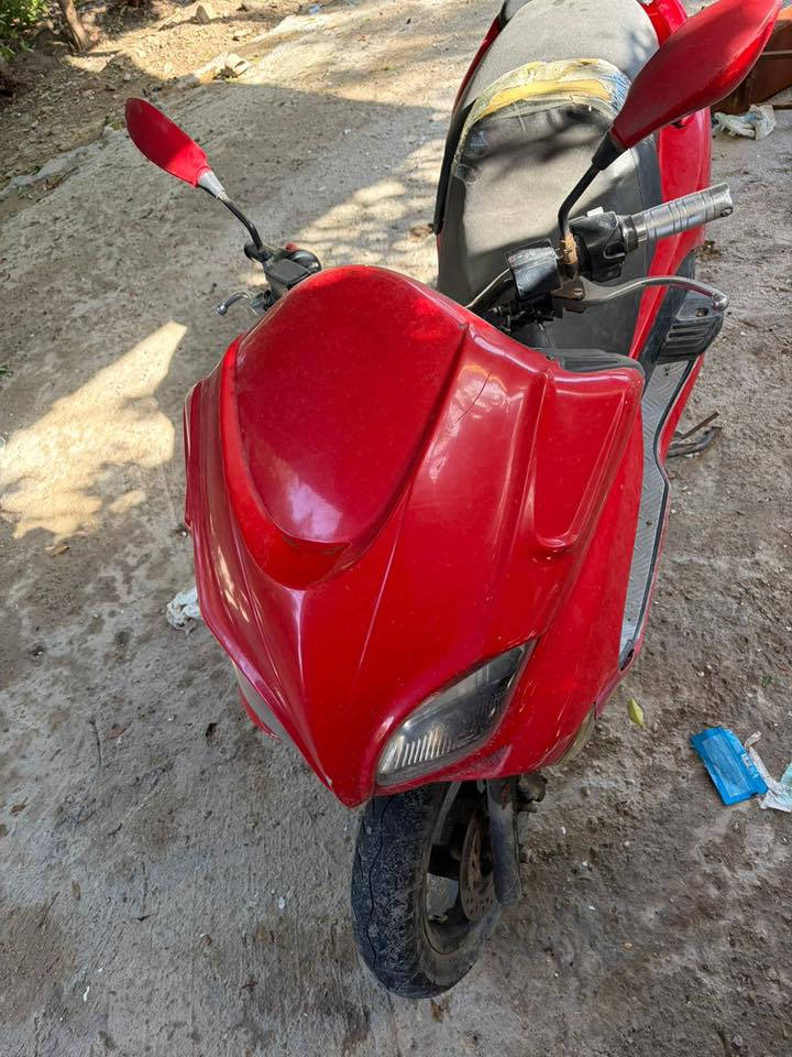 للبيع دراجة فورزه 08
نظيفة كلش وما تحتاج أي صرف

الكفرات 75%

المكينة صافية وممفتوحة

الكير ملغي

دراجة خير من الله، نكرة بكل وكت

مشدود الها صالنصة كاتم

ومعاها صالنصة رياضي

السعر 750

العنوان: المحمودية – ناحية الرشيد

***********

***********
