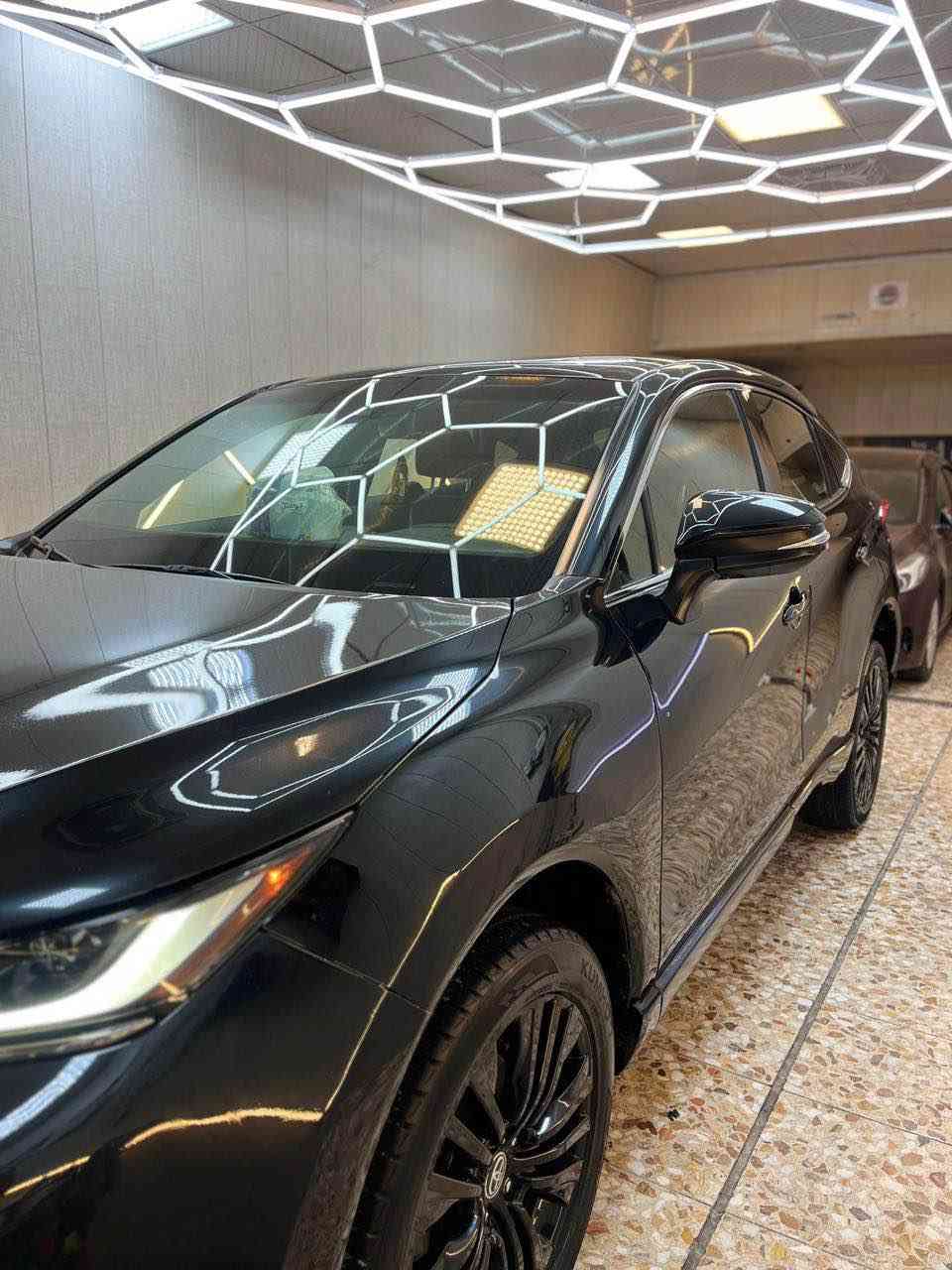 Toyota venza 2023

تويوتا فينزا 2023
فئة xle
Night shade edition 

بدوون ايرباك

مواصفات XLE 

كشنات جلد

تدفئة كشنات

كرسي السائق كهرباء

الصندوق كهرباء مع فتحه بتمرير الرجل تحته

لايت ليد وحاجب نهاري وكشاف ليد

شاشة كبيرة

بصمة تشغيل وبصمة ابواب 

دفع رباعي 

رادارات امامي خلفي

اوتو ستوب 

وبعد بيها مواصفات

السيارة ماشية 38 الف

السعر (225 $ )

للاستفسار *********** بغداد, العراق
