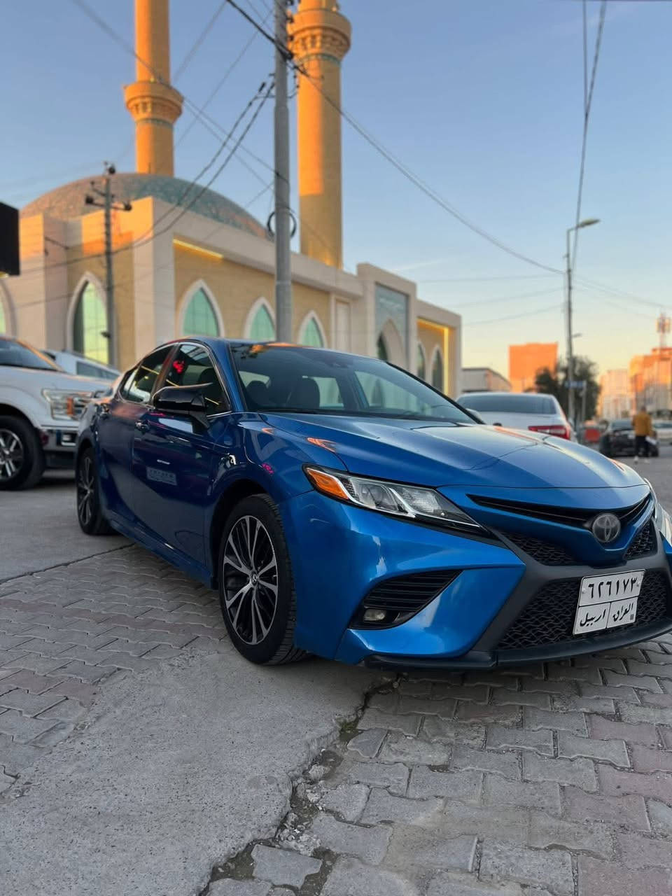 كامري 2019 se امريكي بيها قطعتين ونص وملاحضه بسيطه 
بجم امامي خلفي كبس 
السعر157 قفل عليها 5 اوراق غرامه المشتري يدفعها مكان بغداد

*********** اتصال
*********** واتساب
