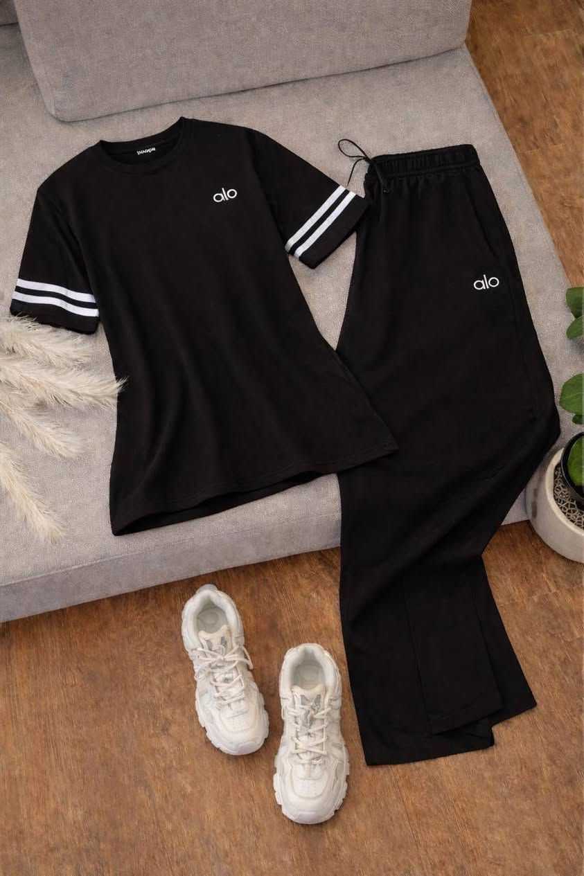 بجامه رياضي ستراس ماركات 
القياسات // فري سايز

سعر الدرزن 140
اربع نقشات كل نقشه اربع الوان
https://t.me/aaff_tt


**إذا كنت صاحب هذا الإعلان وتريد حذفه لأي سبب، رجاءا أرسل رسالة إلى الدعم الفني**